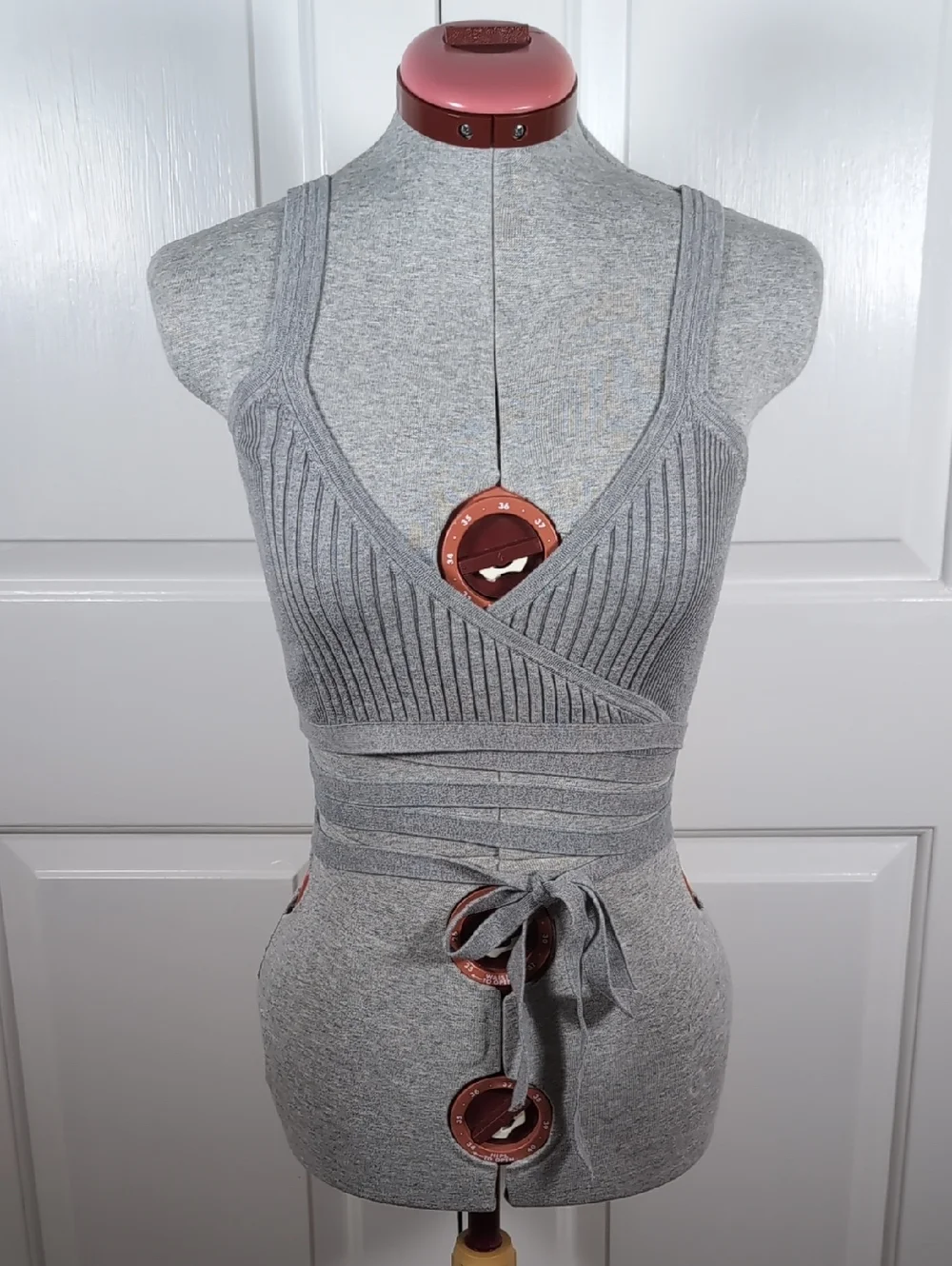 Alexander Wang Vintage Designer Grey Ribbed Knit Sleeveless Wrap Crop Top Vest - Picture 1 of 4